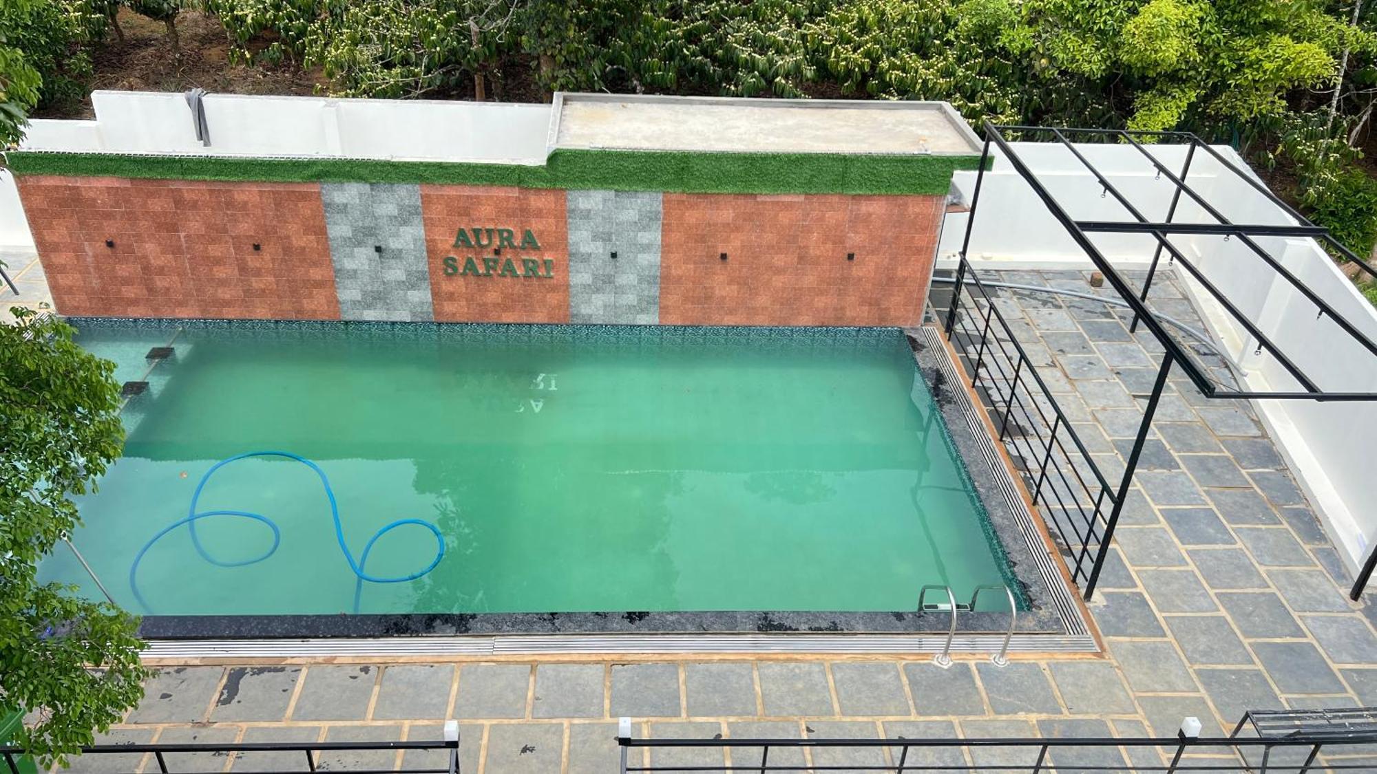 ホテル Aura Safari Vaduvanchal エクステリア 写真